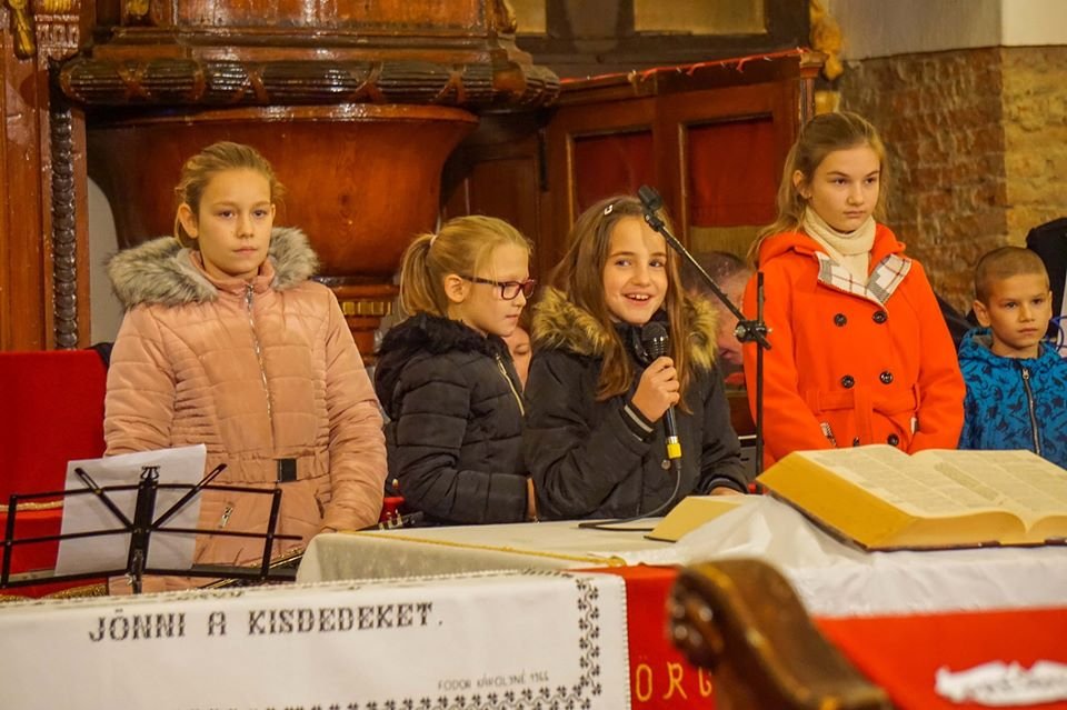 Karácsonyi Istentisztelet 16